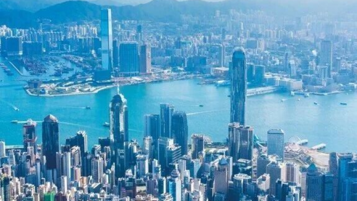 香港四川社團總會理事會成員熱議二十屆四中全會精神